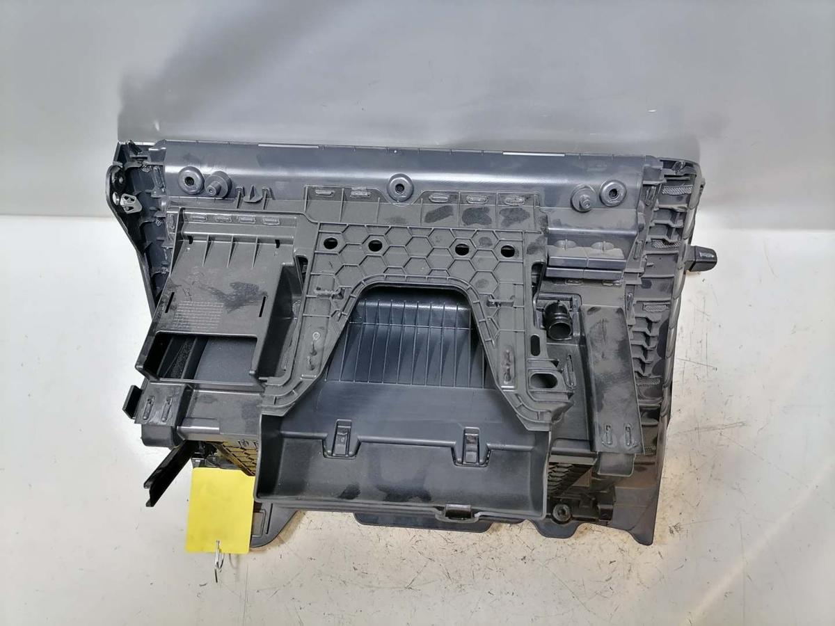 VW Golf 7 original Handschuhfach Facelift ab 2017 Bj.2020